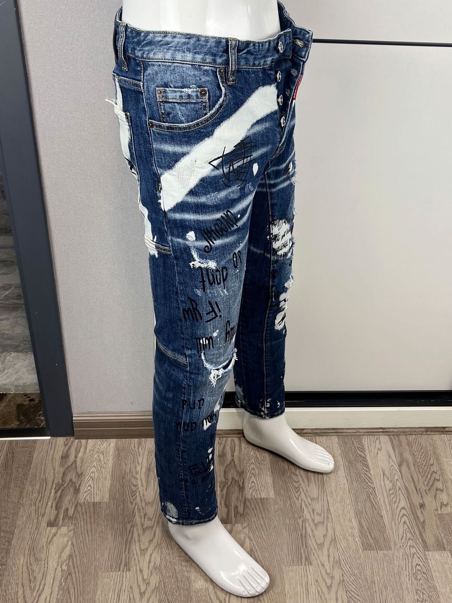 DSQ2 Real Shots 2026 Men's Jeans